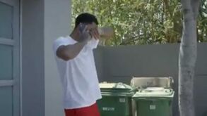 O telefonema que mudou a vida de Derrick Rose: uma reação que já é viral