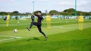 Keizer confirma disponibilidade de Acuña para o jogo com o Aves