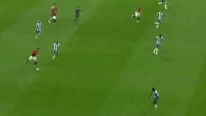Foi há 10 anos que Cristiano Ronaldo marcou o golo que lhe valeu o Prémio Puskás