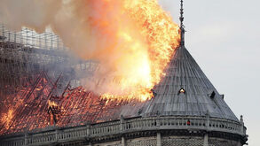 Futebol francês vai ajudar na reconstrução da Catedral de Notre-Dame