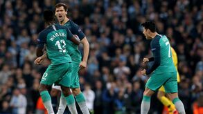Barcelona-Liverpool e Ajax-Tottenham nas meias-finais da Champions