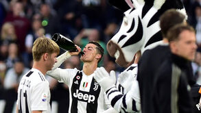 Ronaldo deixa garantia quanto ao futuro: «A 1000% na Juventus!»