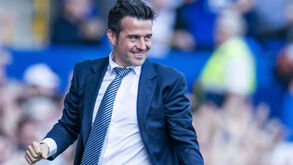 Marco Silva após goleada ao Manchester United: «Estou maravilhado»