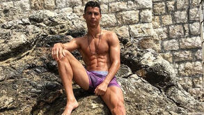 Cristiano Ronaldo exibe boa forma 