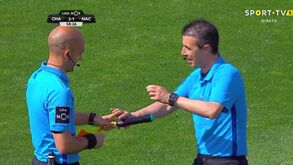Árbitro assistente do Chaves-Nacional teve de sair a correr para a casa de banho