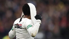 Neymar arrisca oito jogos de suspensão