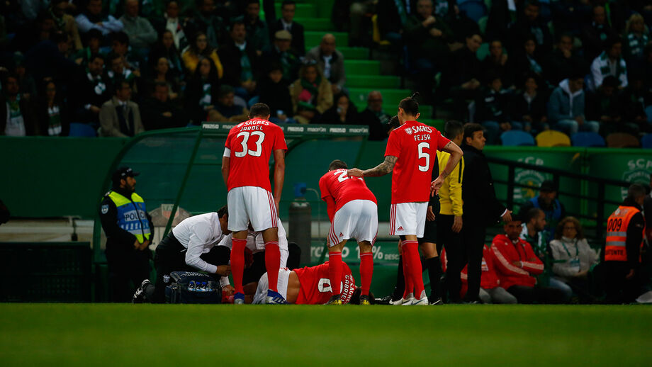 Treinador do Manchester City antevê confronto com PSG