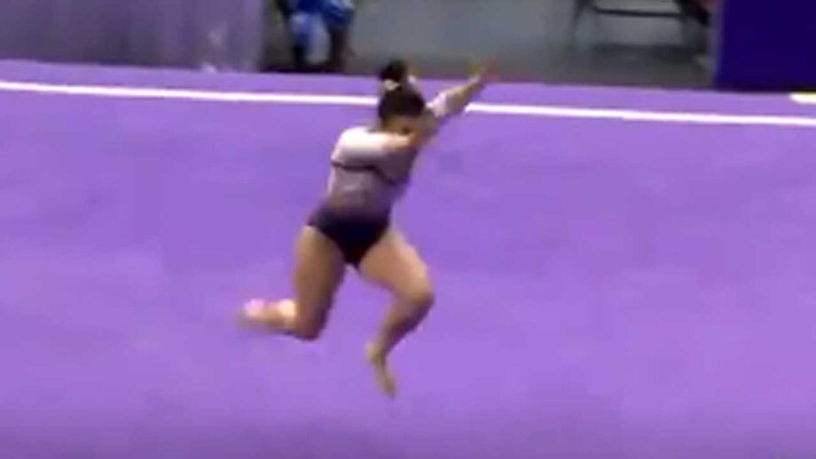 Samantha Cerio deslocou também os dois joelhos