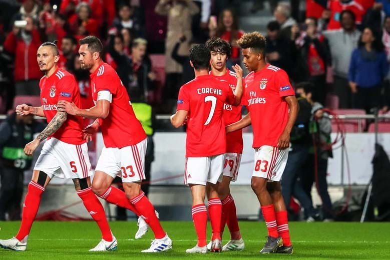 Doentes por Futebol - Hat-trick do jovem João Félix na Liga Europa. O  Benfica venceu o Eintracht Frankfurt por 4x2.