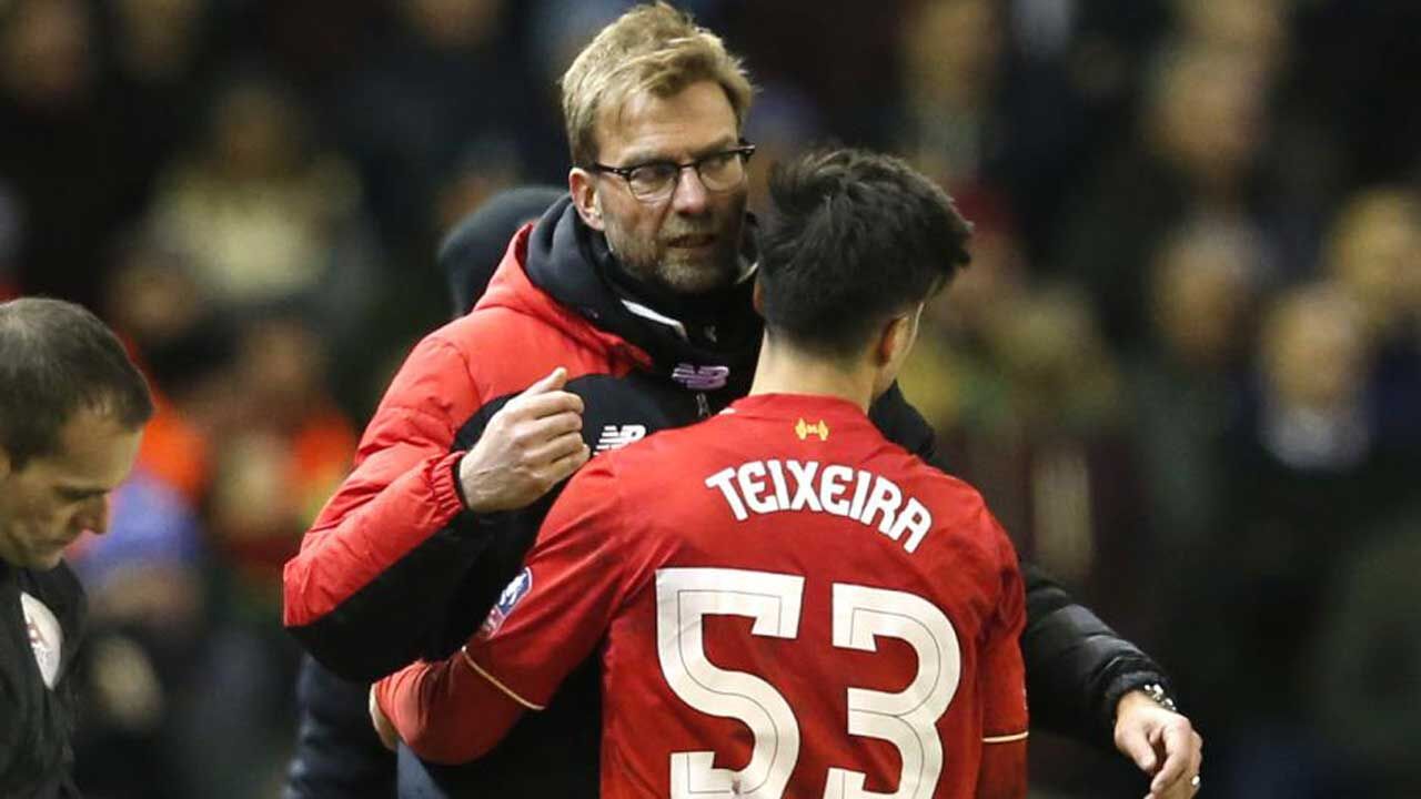 Jogador mais forte do mundo conquista acesso na Inglaterra e recebe convite  de Klopp