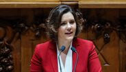 Assunção Cristas no debate da moção de censura apresentada no Parlamento