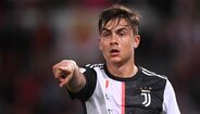 Paulo Dybala - Com a perda de espaço no plantel da 'Vecchia Signora', o compatriota de Messi poderá estar de saída da Juventus. Não são poucos os clubes que estão de olho na 'jóia' Argentina, mas o clube italiano não terá mãos a medir no que toca a negociar Dybala.