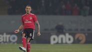 Fejsa - Antes de Lage: 15 milhões. Cotação atual: 15 milhões