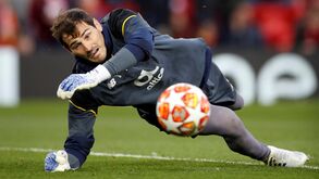 FC Porto explica situação de Casillas
