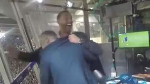 Mais viral não pode ser: Lineker e Rio Ferdinand ficaram 'loucos' com golo de Messi