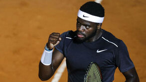 Frances Tiafoe aliviado por superar maratona com Yoshihito Nishioka