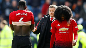 Garry Neville 'arrasa' jogadores do Manchester United: «São horríveis»