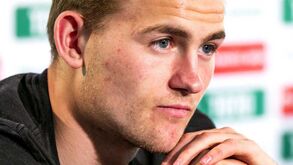 De Ligt recusa proposta de Manchester United
