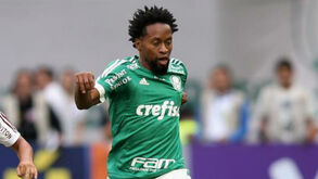 Zé Roberto: «O melhor é tirar a braçadeira de capitão do Brasil a Neymar»