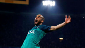 Lucas Moura foi o décimo futebolista da história a ter nota 10 no 'L'Équipe'