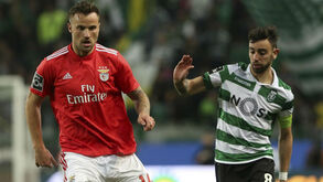 Bruno Fernandes deixou uma mensagem a Seferovic e o avançado do Benfica sorriu