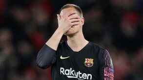 Neymar e Dani Alves deixam mensagem de apoio a Ter Stegen
