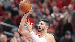 Enes Kanter acusado de terrorismo