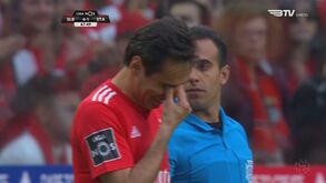 Emoção na Luz: Jonas chorou no momento de entrar em campo