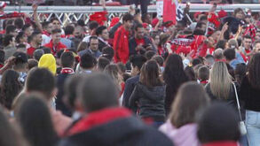 Adeptos invadem ruas de Portimão para celebrar a conquista do campeonato
