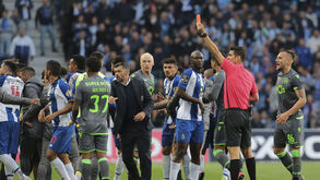 Confusão e expulsões no clássico do Dragão