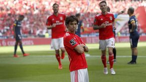 Grimaldo elogia João Félix: «Nascem poucos jogadores com este nível»