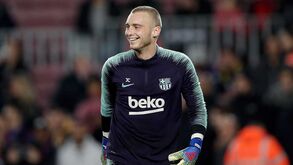 Cillessen a caminho da Luz: já há acordo total com o guardião