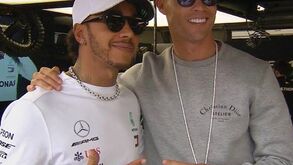  Cristiano Ronaldo no Mónaco a apoiar Lewis Hamilton