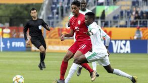 Senegal e Itália entram a ganhar