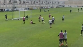 Cristiano Ronaldo mostra que nem nos treinos relaxa e marca golaço