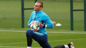 Cillessen pretende uma liga de topo