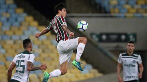Fluminense recetivo a propostas por Pedro