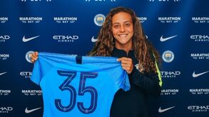 Prima de Bernardo Silva assina pelo Manchester City