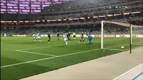 Benfica-Paços: a 'bomba' de Grimaldo de livre direto que iniciou a reviravolta encarnada