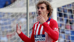 Griezmann assinou pelo Barcelona em março: rádio espanhola diz ter provas