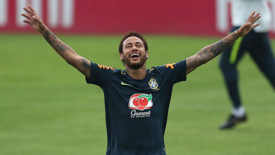 Neymar compra 'máquina' por 13 milhões de euros