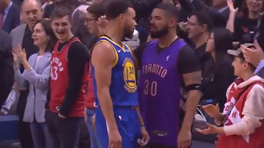 Drake empolgou-se com a vitória de Toronto