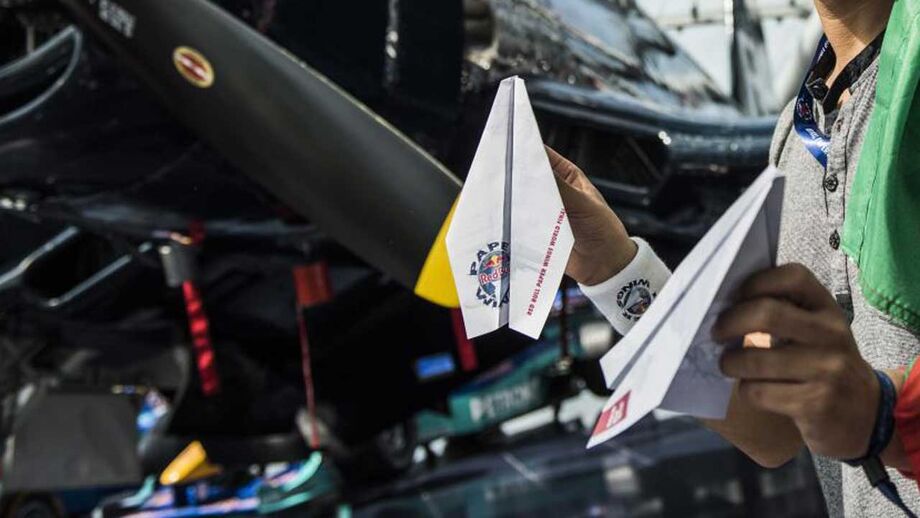 Campeonato do mundo de lançamento de aviões de papel