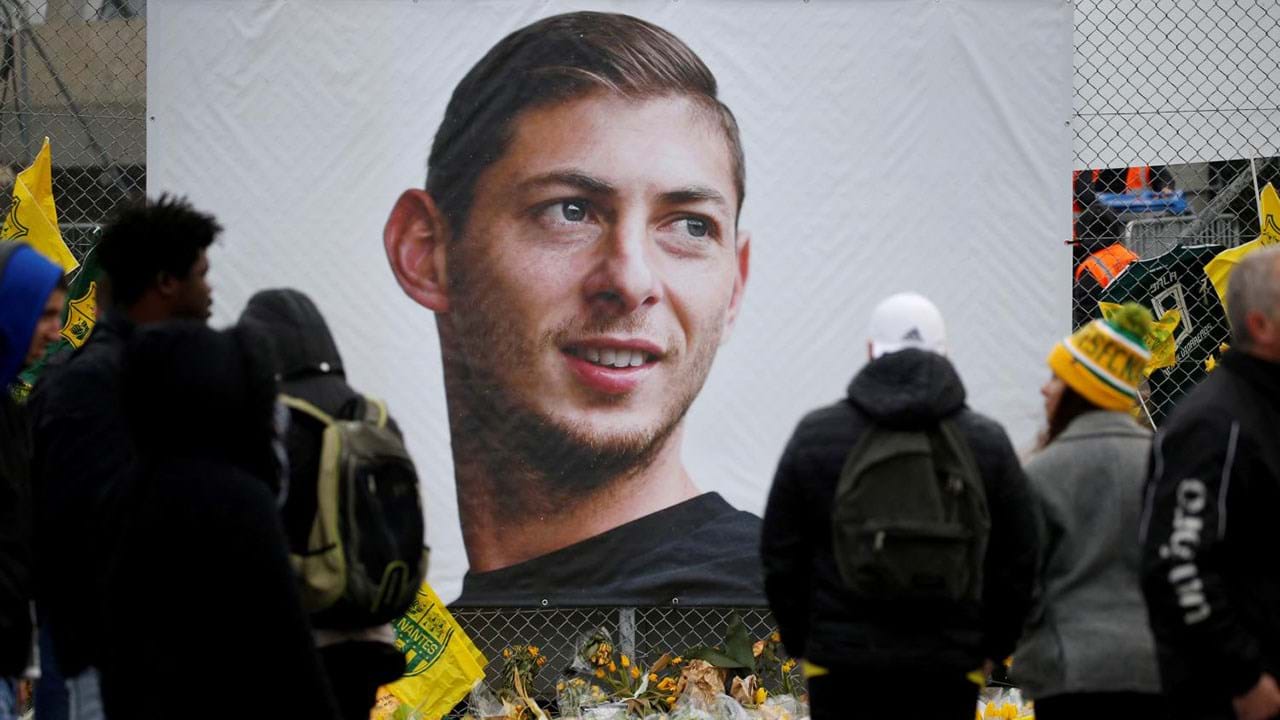 Divulgadas fotos do corpo de Emiliano Sala na morgue e a polícia