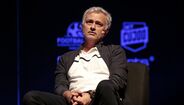 Para treinador são apontadas duas opções: a primeira é José Mourinho