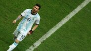Messi (Argentina-Colômbia)