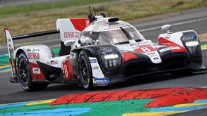 Toyota vence 24 Horas de Le Mans e Alonso conquista título Mundial