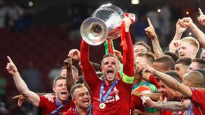 A festa do Liverpool após conquistar a Champions: reds no pódio de sempre da prova