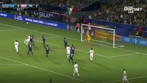 Golaço de Ibrahimovic: uma 'bicicleta' que levantou todo o estádio