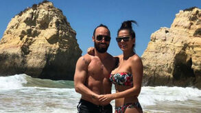 Ricardinho recuperou energias no Algarve ao lado da namorada